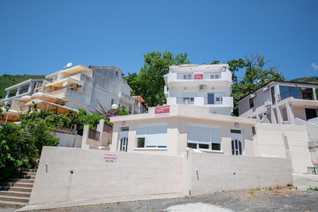 Apartments Vjera Petrovac na moru Exterior foto