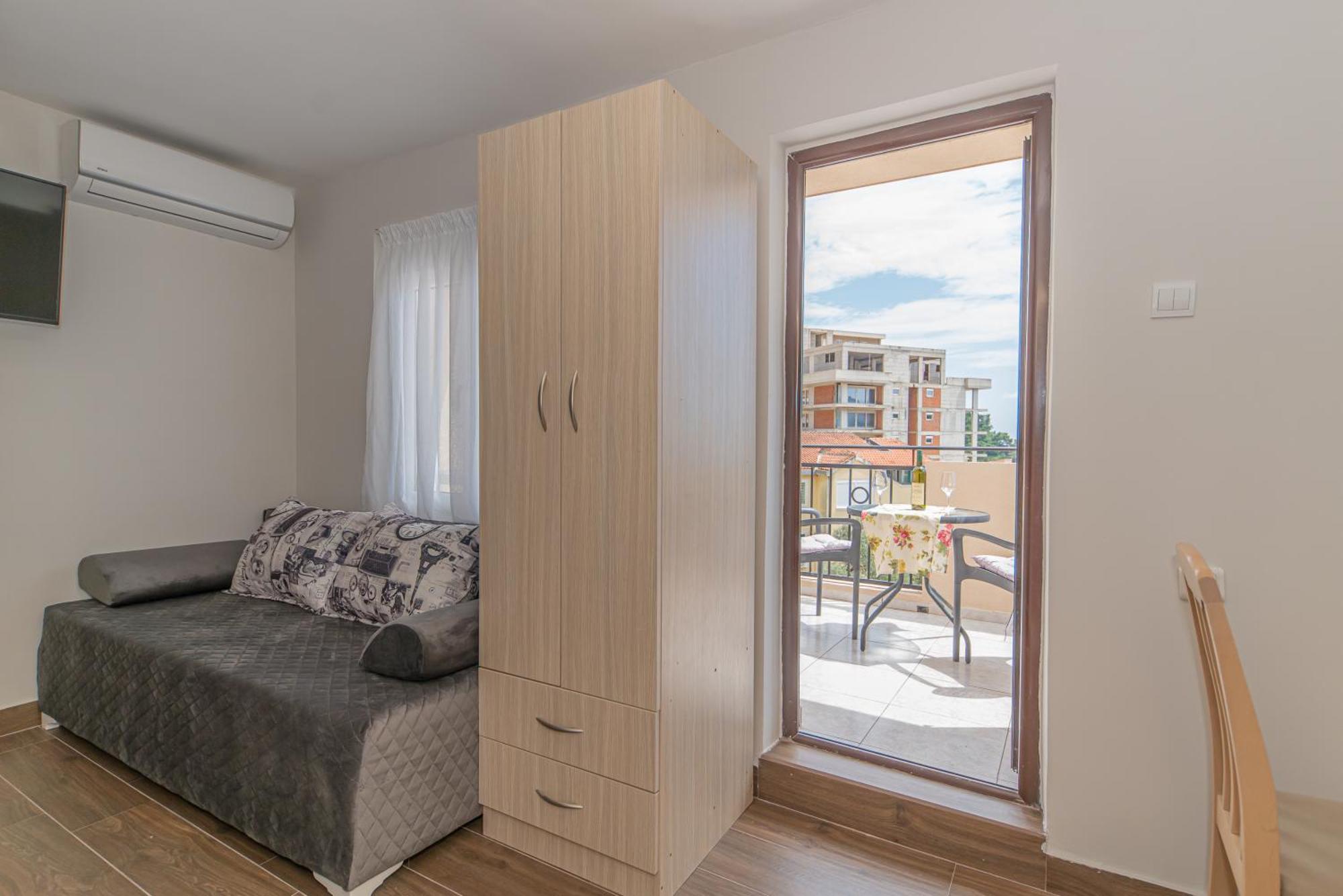 Apartments Vjera Petrovac na moru Exterior foto