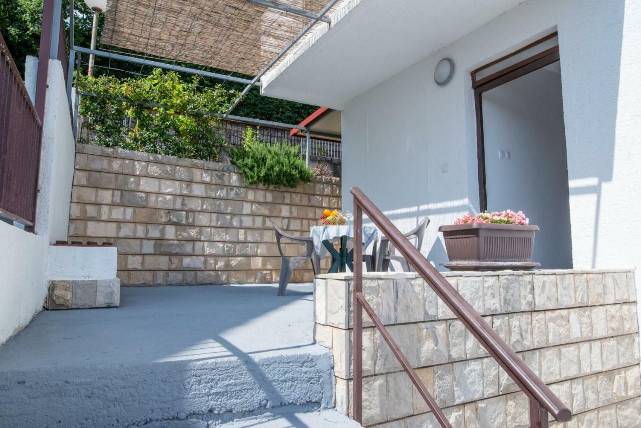 Apartments Vjera Petrovac na moru Exterior foto